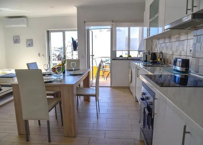 Lovely Sea View Da Rocha Daire Portimão