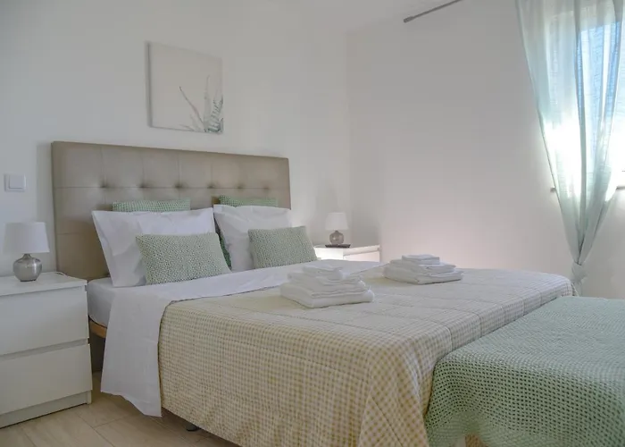 Lovely Sea View Da Rocha Daire Portimão